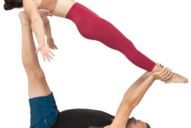 acroyoga haltung pose High Flying Whale